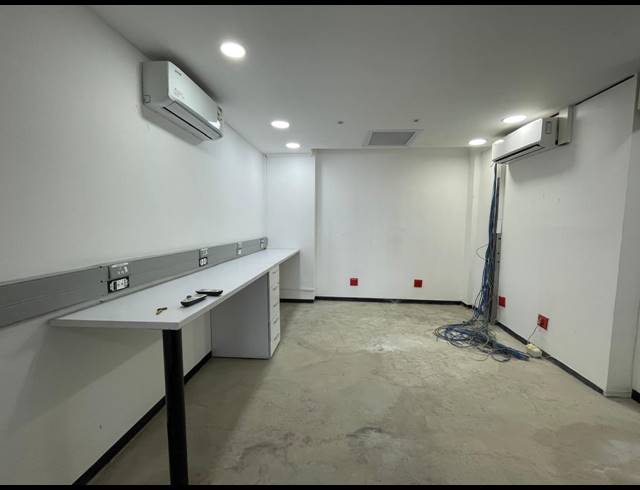 419M² OFFICE TO LET IN BRYANSTON